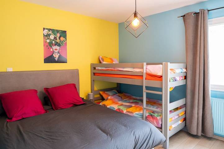 Location de vacances pour 8 personnes, avec terrasse et jardin, animaux acceptés à Les Ollières-sur-Eyrieux - 3