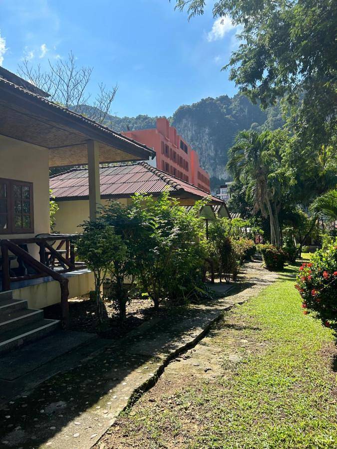 Hotel für 2 Personen, mit Garten und Ausblick sowie Balkon in Thailand