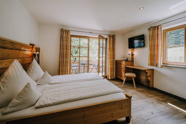 Bauernhof für 2 Personen, mit Pool und Garten sowie Balkon und Whirlpool, kinderfreundlich - 1