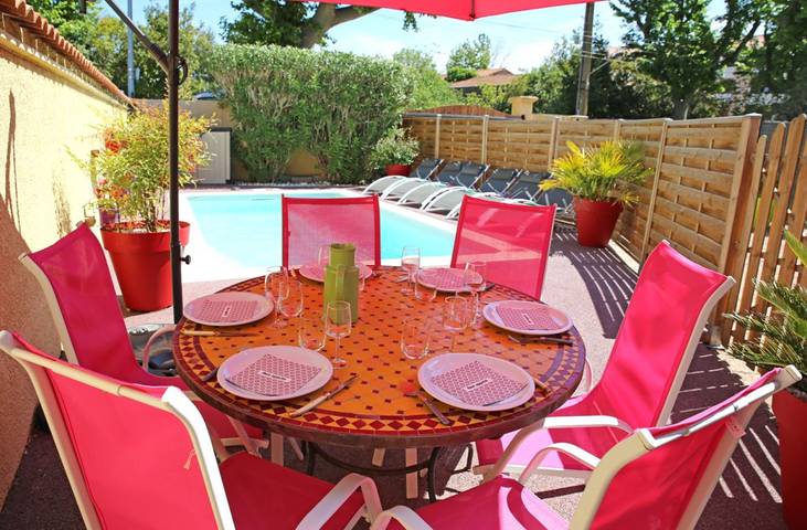 Gîte pour 6 personnes, avec terrasse ainsi que jardin et piscine, animaux acceptés à Marseillan - 3