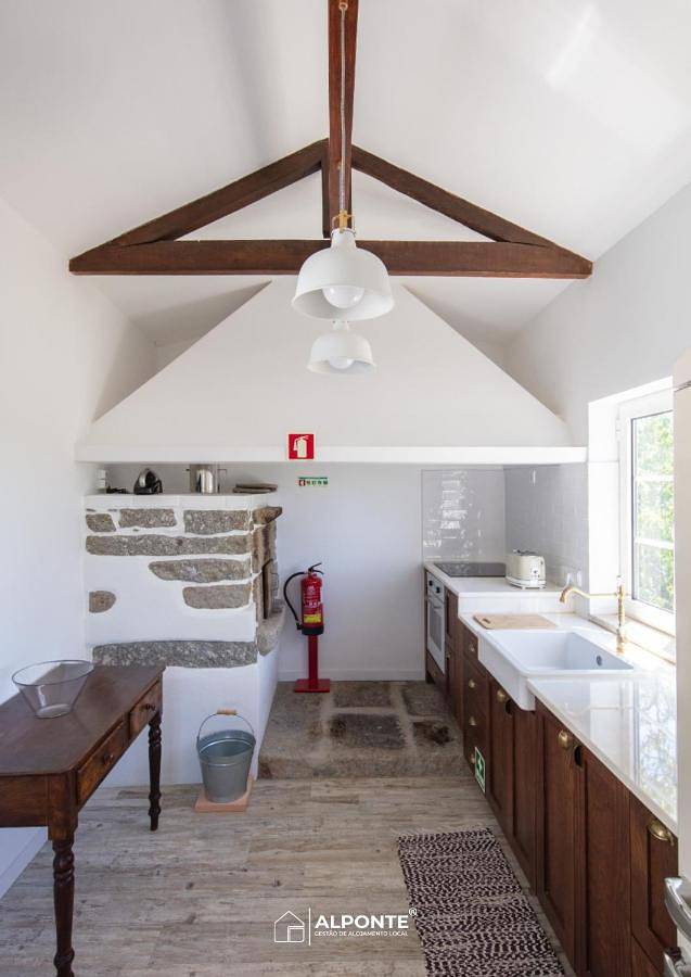 Location de vacances pour 4 personnes, avec Balcon ainsi que Terrasse et Jardin dans Souto e Tabaçô