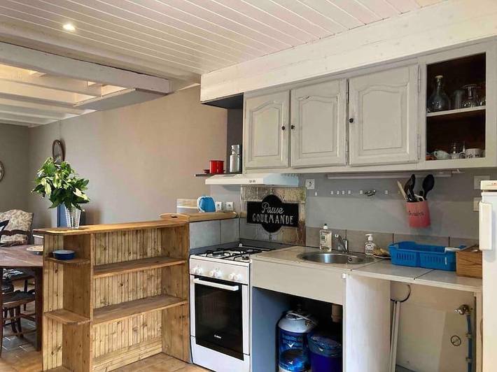 Location de vacances pour 5 personnes, avec jardin et terrasse à Arçais - 4