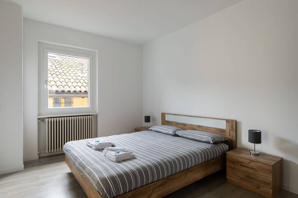 Ganze Wohnung, Maisonette mit Balkon mit Blick auf den See (Rose 2) in Lugano, Luganersee