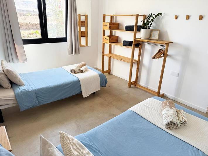 Chambre d’hôte pour 2 personnes, avec piscine ainsi que vue et jardin en Espagne - 4