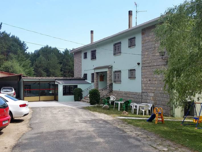 Casa rural para 5 personas, con balcón en Navarredonda de Gredos
