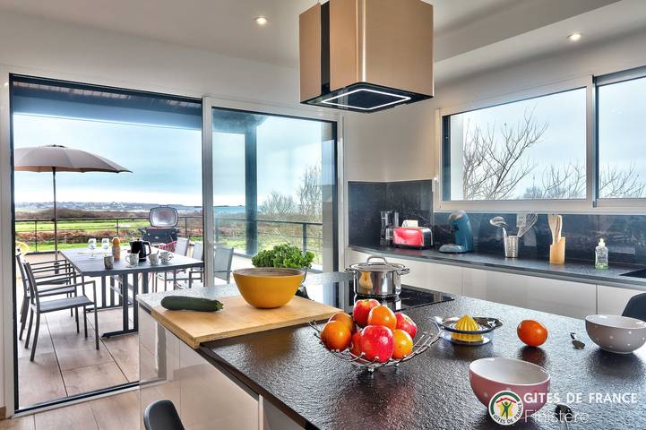 Casa de huéspedes para 8 personas, con terraza y jardín - 1