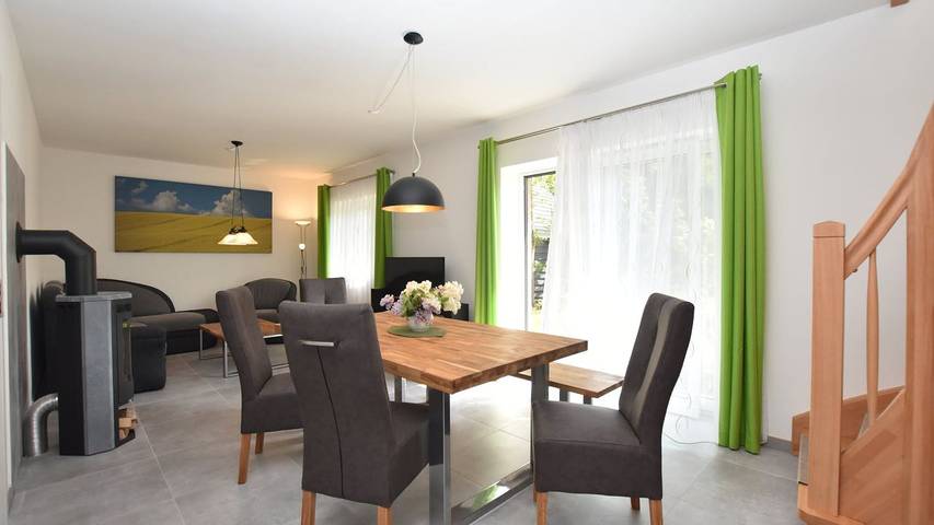 Ferienhaus für 6 Personen, mit Garten und Terrasse in Damshagen