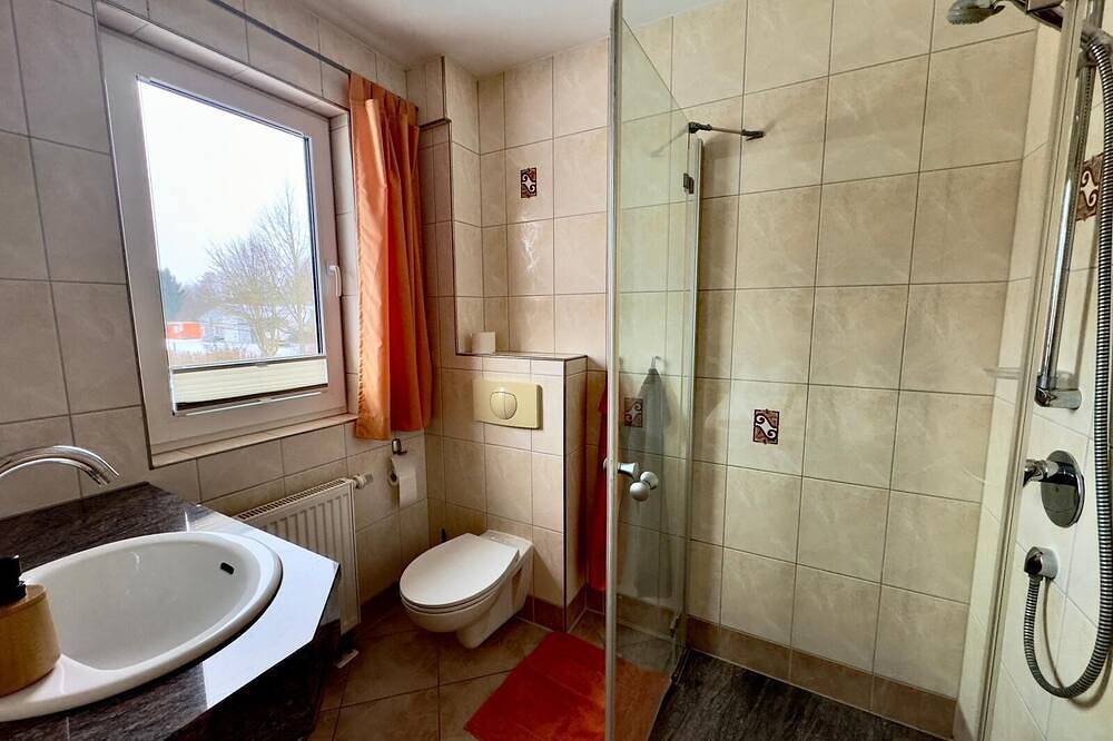 Ganze Wohnung, Ferienzimmer direkt am Ellbogensee in Priepert, Mecklenburg-Strelitz