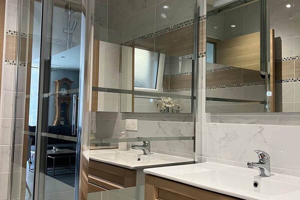 Appartement entier, Idéal curiste Souvenirs de Provence, T2 climatisé in Digne-les-Bains, Alpes-de-Haute-Provence