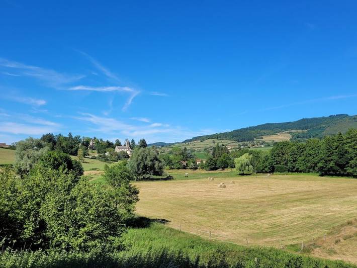 Camping pour 6 personnes, animaux acceptés dans Saône-et-Loire