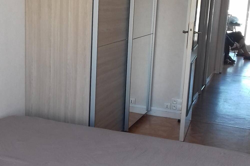 Appartement entier, Appartement 4 personnes 1 chambre à 200 mètres de la plage avec vue sur la mer in Sainte Cécile Plage, Camiers