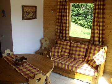 Gîte pour 6 personnes, avec terrasse à Jarsy