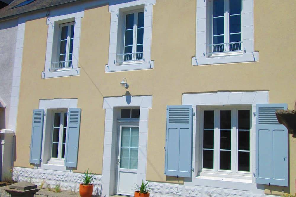 Großes Familienhaus aus den 1930er Jahren 600 m vom Strand entfernt in Agon-Coutainville, Coutances und Umgebung