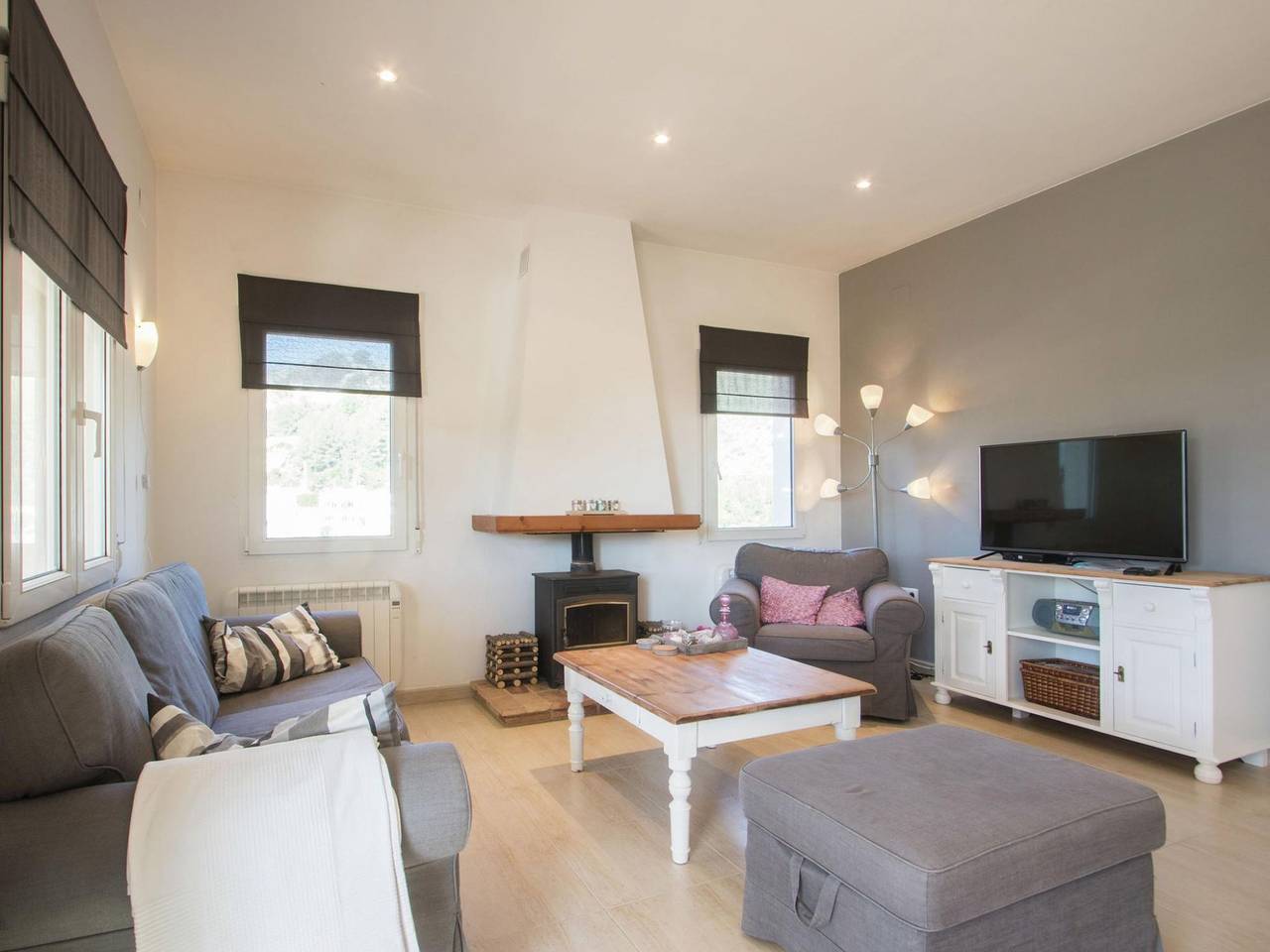 Stunning Holiday Home in Alcalali with Private Swimming Pool in Alcalalí, Costa Blanca