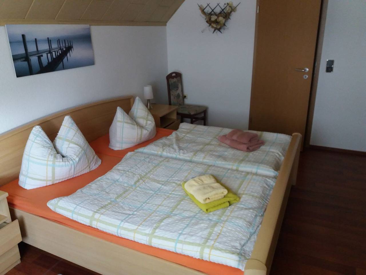 Ganze Wohnung, Kleine Fewo Ii - zwischen Boddstedter Bodden und traumhaften grünen Wiesen in Wieck am Darß, Fischland - Darß - Zingst