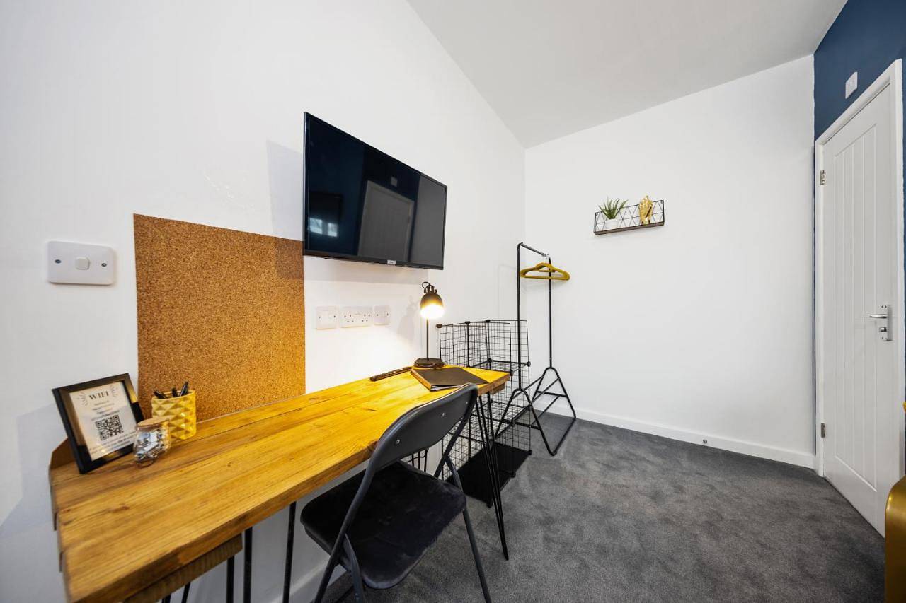 Holiday Home in Coventry, Birmingham Area