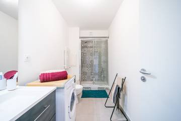 Location De Vacances pour 8 Personnes dans Asnières-sur-Seine, Hauts-de-Seine, Photo 4