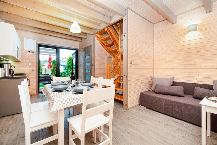 Ferienhaus für 9 Personen, mit Whirlpool und Terrasse sowie Garten und Sauna in Ostseeküste Polen - 4