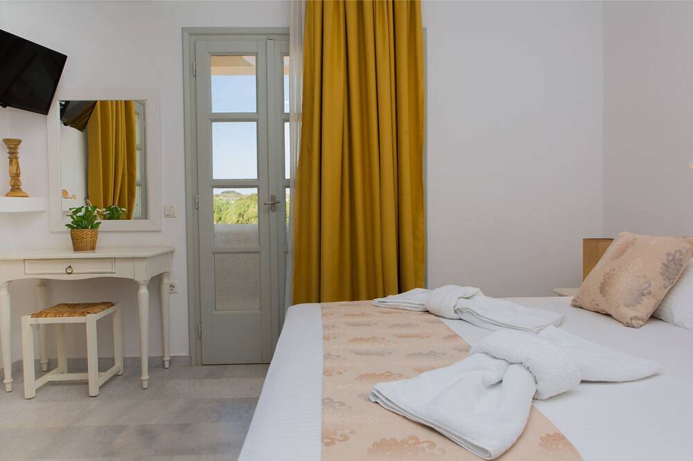Sun Suites - Sonne und Mond in Pyrgaki, Kykladen