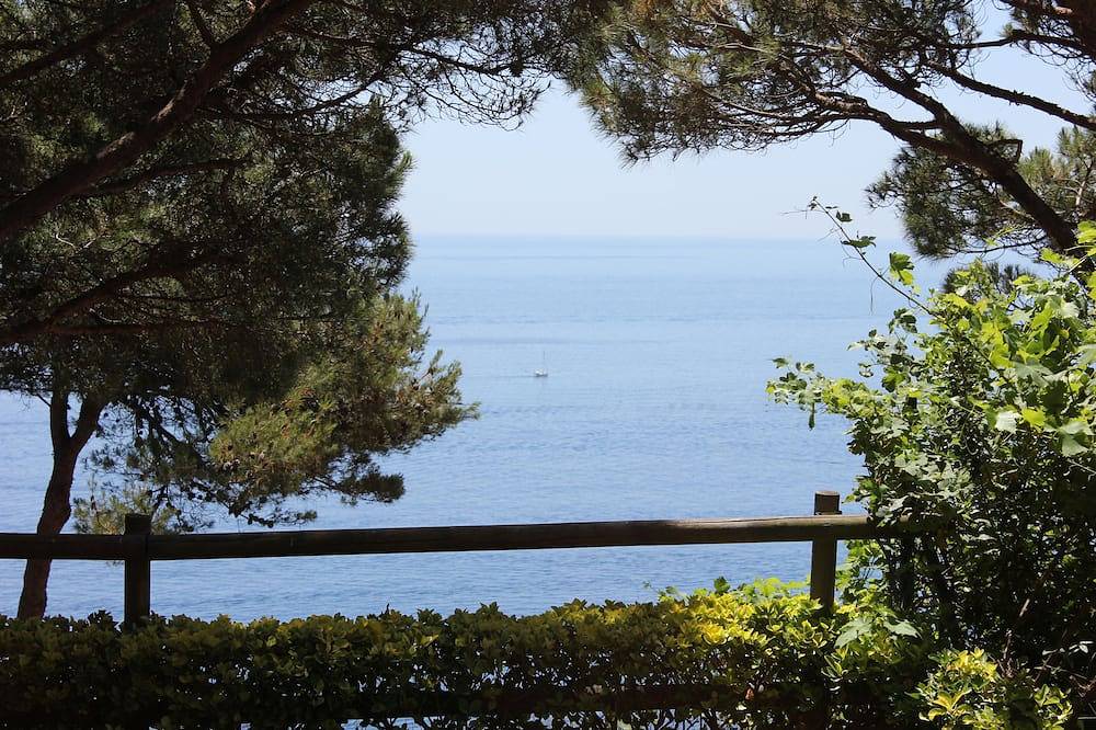 Gran casa de lujo, impresionantes vistas, en un oasis verde, jardín privado, gran piscina in Sant Feliu de Guíxols, Costa Brava