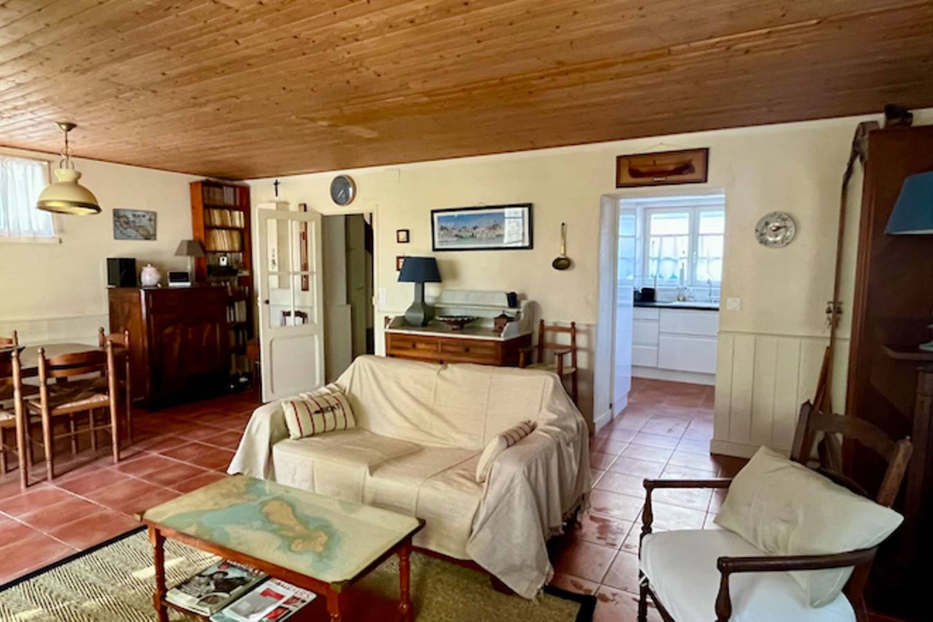 Charming house with garden near the port in Ars-en-Ré, Isla de Ré