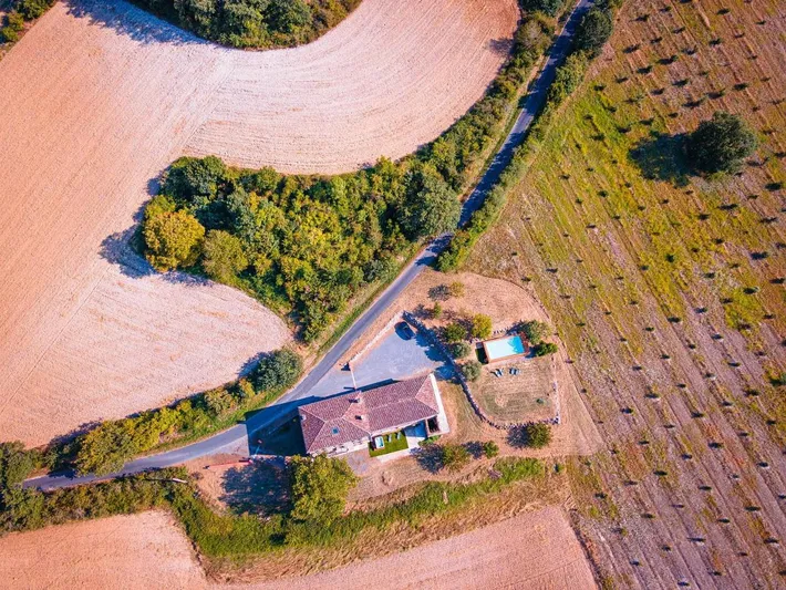 Chalet para 8 personas, con jardín y piscina además de vistas y sauna, Se admiten mascotas - 1