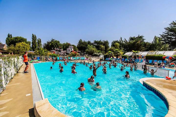 Camping pour 5 personnes, avec Terrasse à Sarzeau