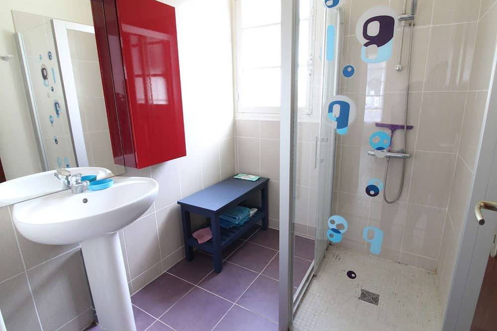 4-Zimmer-Haus mit Terrasse in Saint-Trojan-les-Bains, ideal für 6 Personen, inkl. Parkplatz und Reinigung in Saint-Trojan-les-Bains, Côte de Beauté