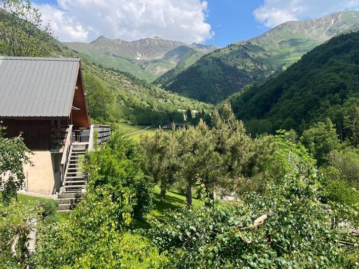 Chalet pour 6 personnes, avec Balcon et Terrasse ainsi que Jardin et Vue