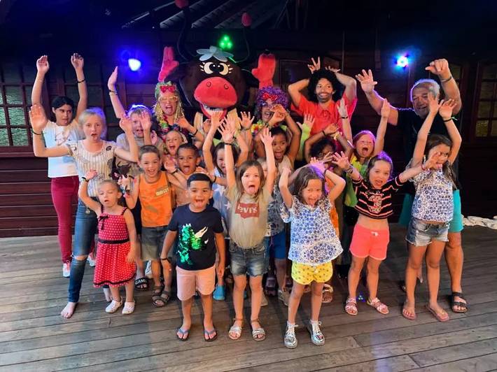 Mobil home pour 6 personnes, avec piscine et sauna, animaux acceptés à Mézos - 4