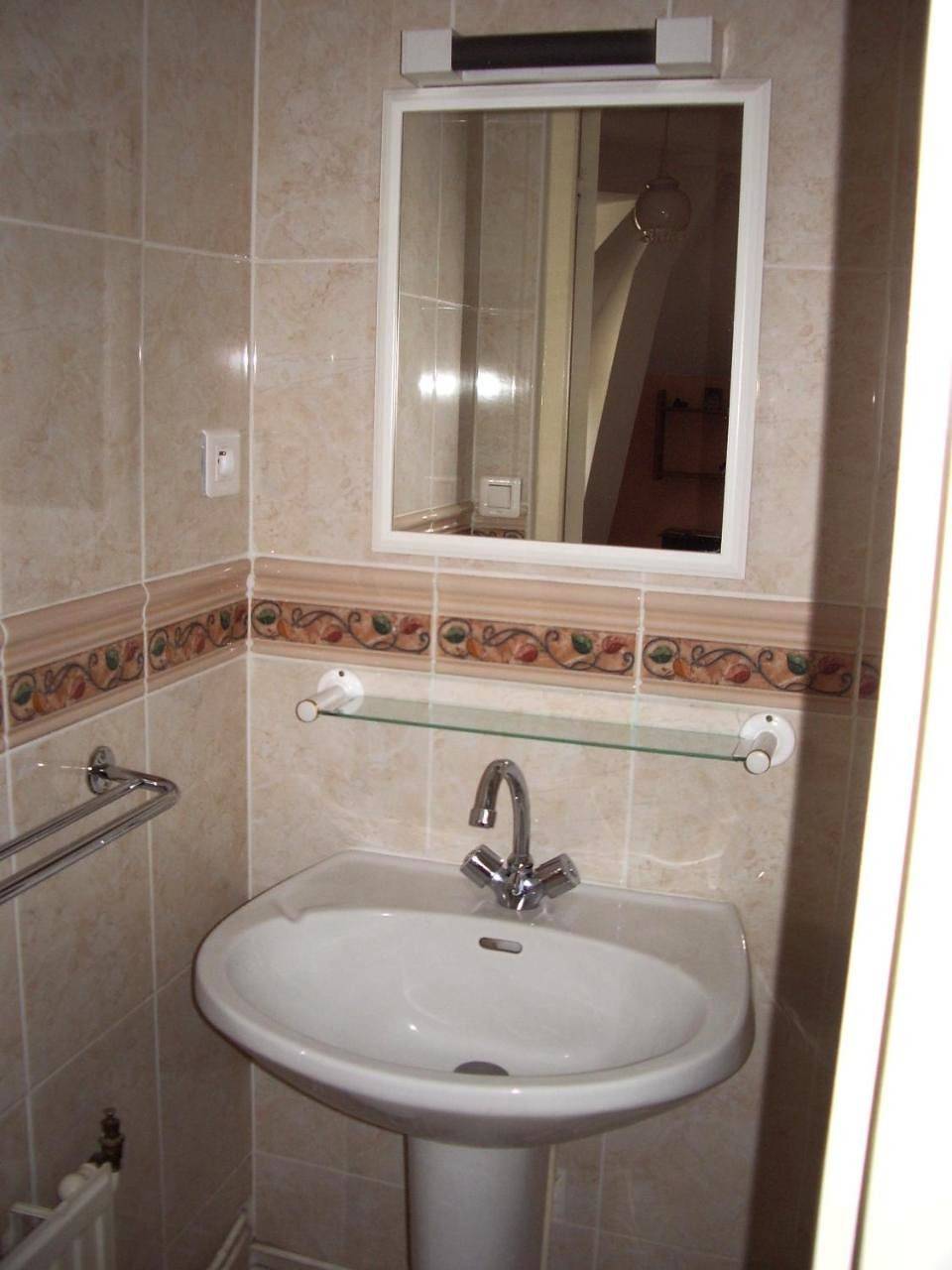 Double Room in Plaimpied-Givaudins, Région de Bourges