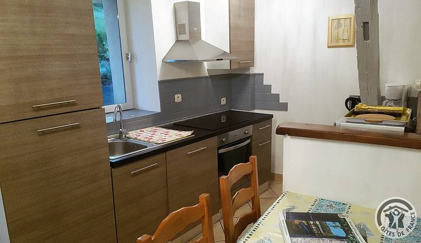 Gîte pour 5 personnes, avec jardin dans Rhône - 3