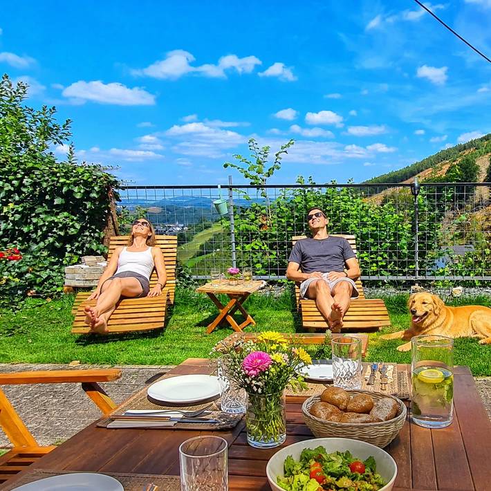 Ferienhaus für 3 Personen, mit Terrasse und Garten sowie Sauna und Ausblick in Bestwig