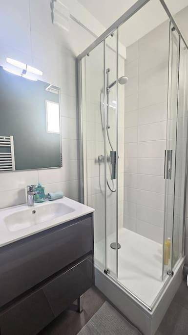 Gîte pour 4 personnes dans Eglise Notre Dame De La Prosperite - 3