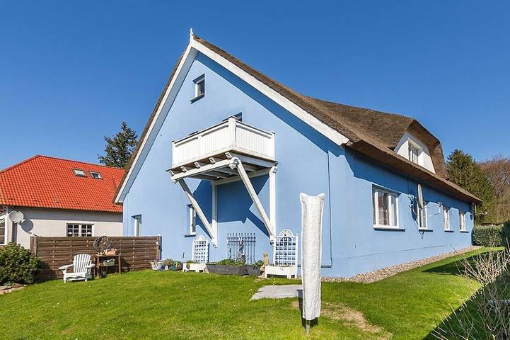 Ferienwohnung für 4 Personen, mit Terrasse und Garten in Zirkow