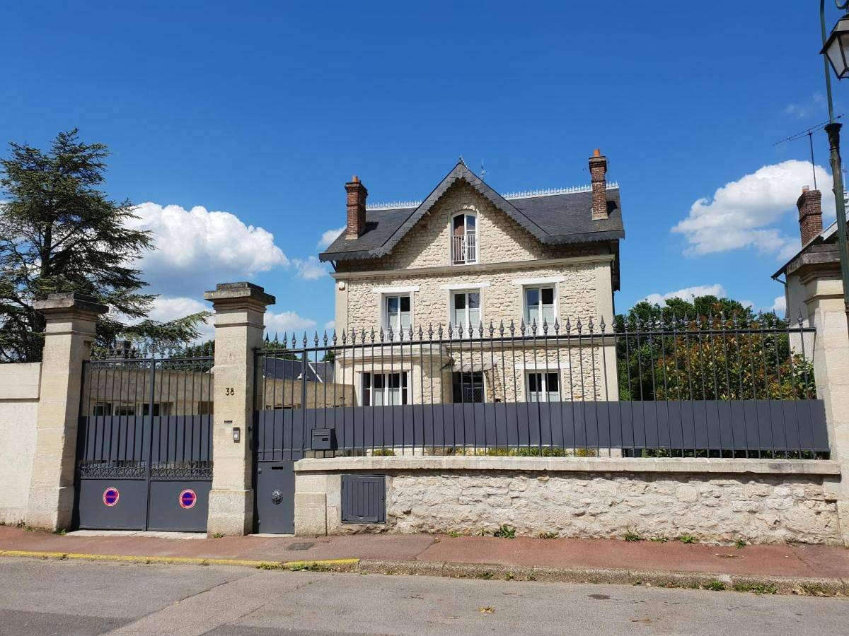 Appartement entier, Le Gîte Senlisien in Senlis, Oise