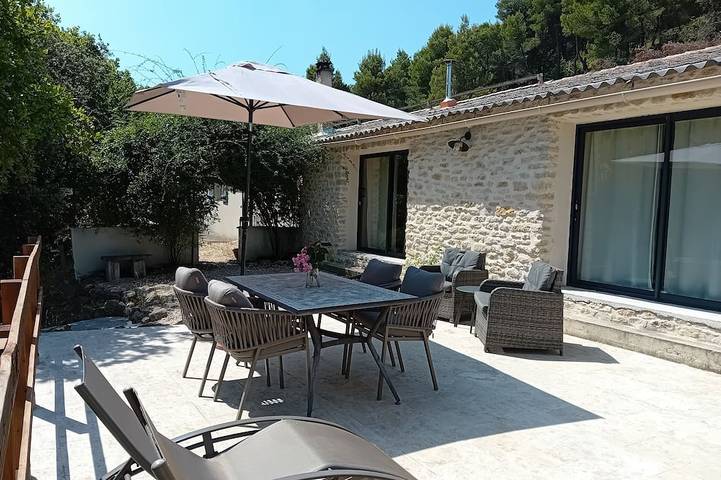 Gîte pour 2 personnes, avec jardin ainsi que terrasse et piscine - 1