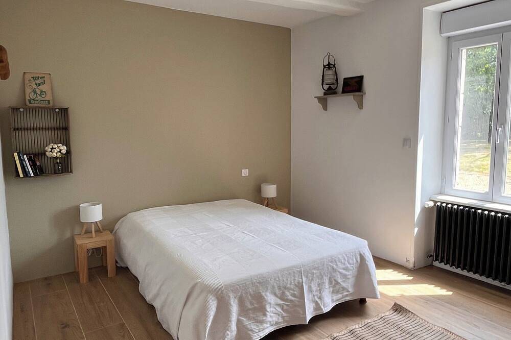 3 minutes from the beach, spacious renovated farmhouse with large enclosed garden. in Plurien, Côte d’Émeraude