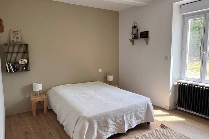 3 minutes from the beach, spacious renovated farmhouse with large enclosed garden. in Plurien, Côte d’Émeraude
