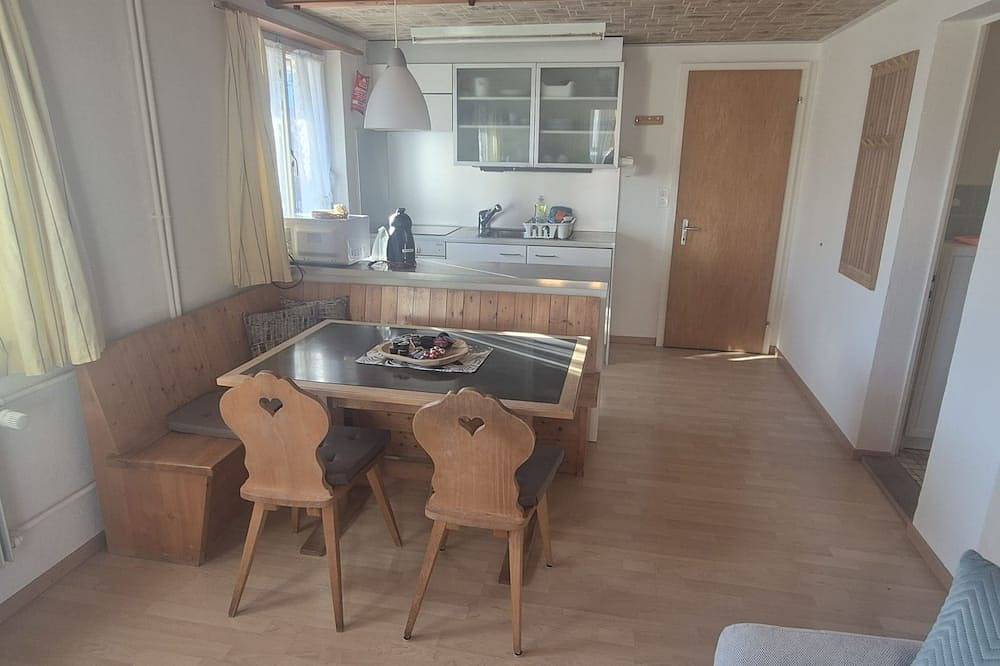 Ganze Wohnung, Chalet Hasehüsli, (Flumserberg Tannenboden) in Flumserberg, Flums