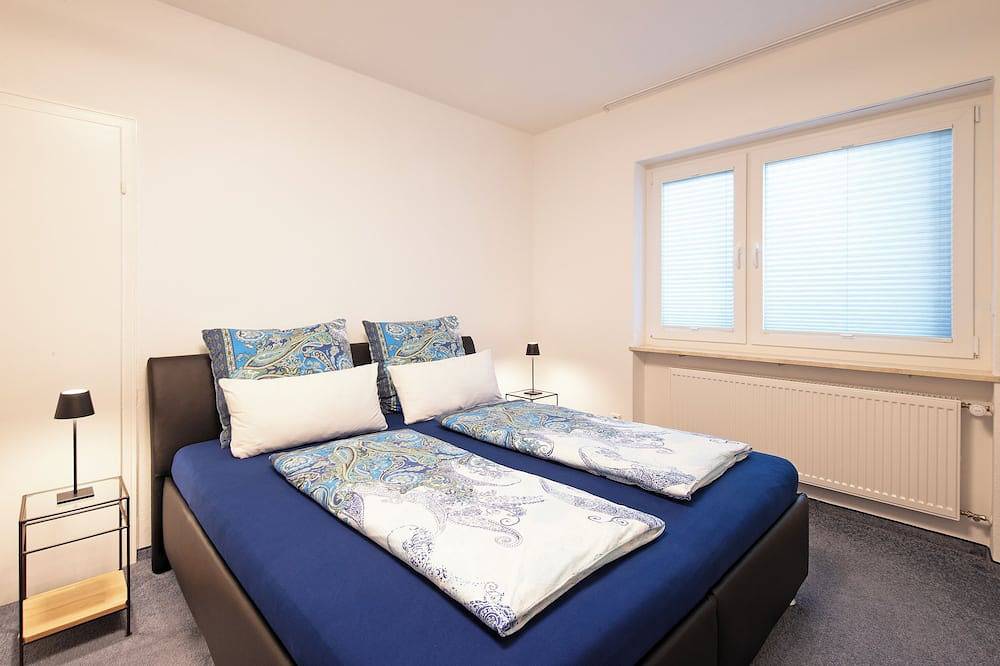 Ganze Wohnung, Urlaub am Bodensee mit direktem Seezugang, großem Garten und privatem Strand. in Nonnenhorn, Bayerisch Schwaben