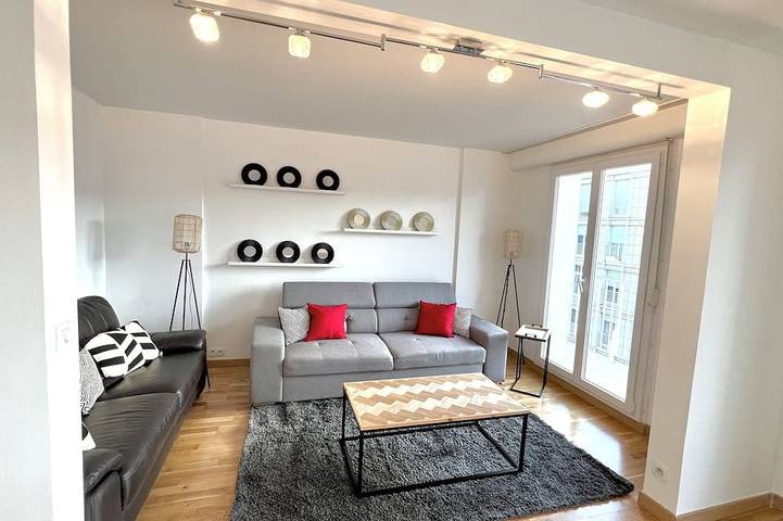 Appartement de vacances pour 8 personnes, avec Balcon et Piscine à Saint-Gratien