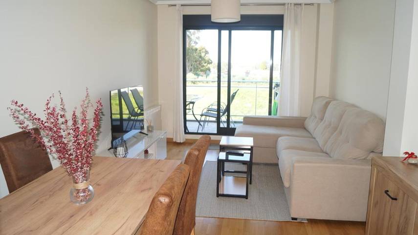 Apartamento de férias para 4 pessoas, com terraço e vista em Sanxenxo