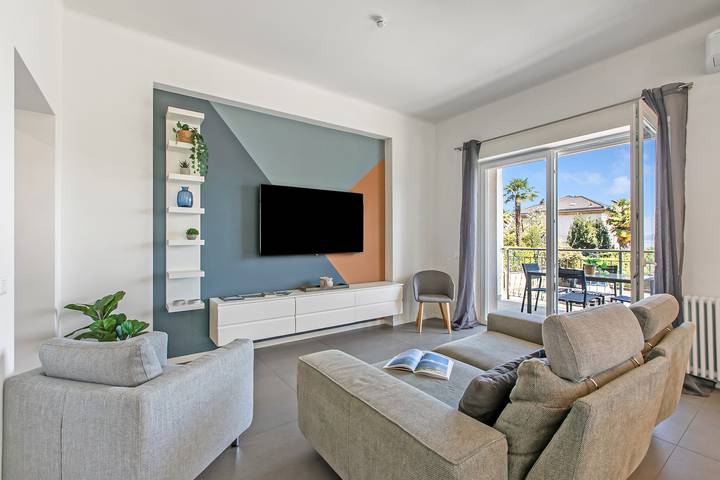 Ganze Wohnung, Suono del Lago, AC 50 mt  from Lake and View Terrace in Meina, Comune di Meina