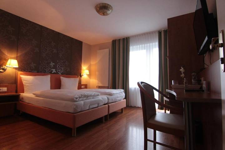 Hotel für 3 Personen, mit Balkon und Terrasse sowie Garten und Ausblick