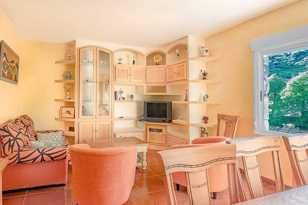 Rural House** in the heart of Valle del Jerte, next to the river. in Navaconcejo, Valle del Jerte