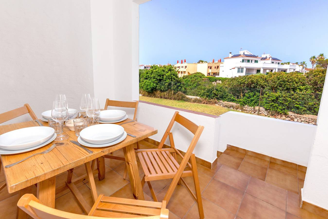 Hel lägenhet, Apartment 'De Playa En Ciutadella' with Shared Pool, Shared Garden and Wi-Fi in Cala Blanes, Ciutadella
