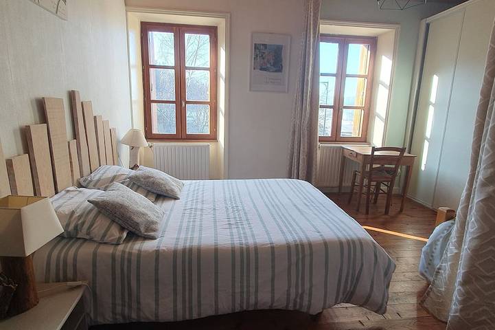 Gîte pour 8 personnes, avec balcon, animaux acceptés à Saint-Alban-sur-Limagnole - 3