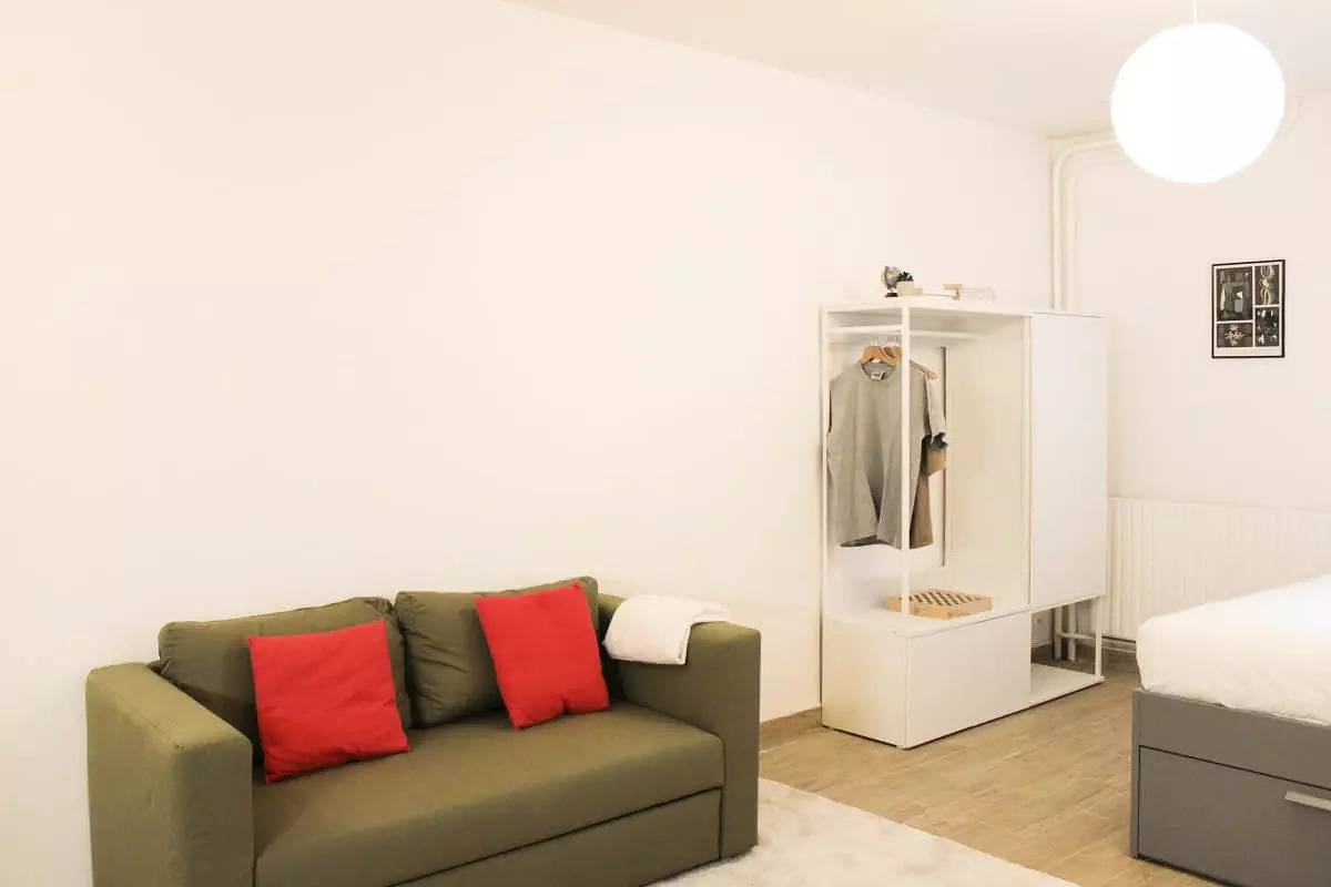 Entire studio, Studio for 2 people in Pantin, Seine-Saint-Denis