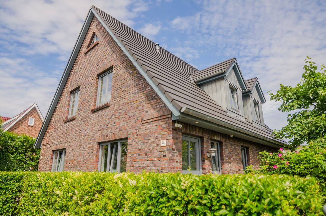 Ferienhaushälfte für bis zu 4 Personen mit Garten in Stadt- und Strandnähe in Westerland, Sylt (Gemeinde)